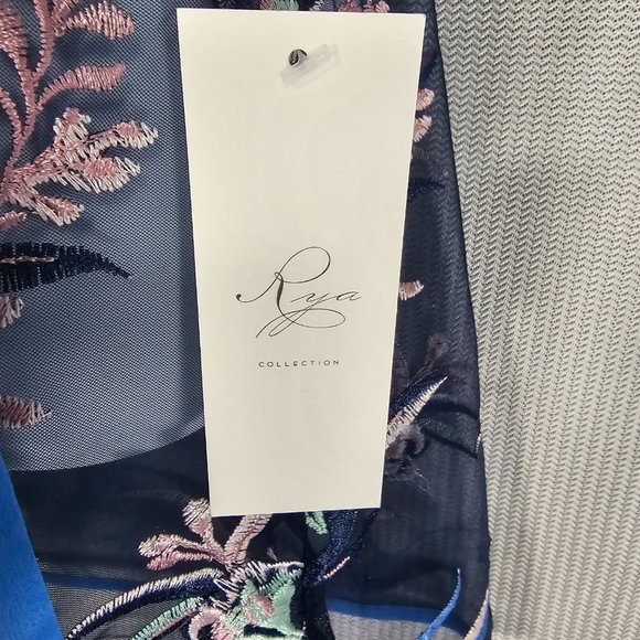 Shannon Cover Up from Rya all over embroidered netting XS/S M/L Vibrant Blue NWT - Picture 4 of 9